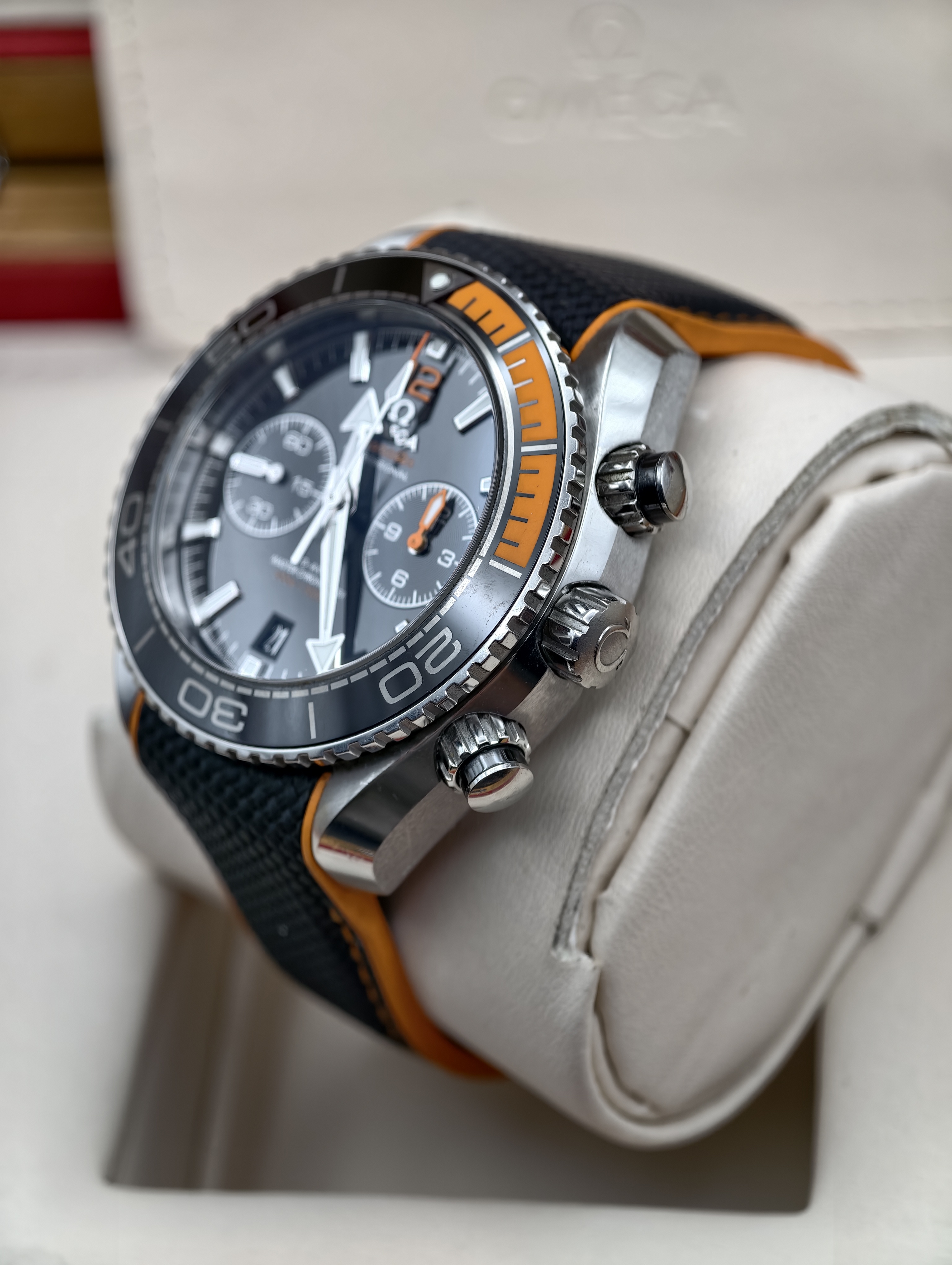 Omega  Planet Ocean 600