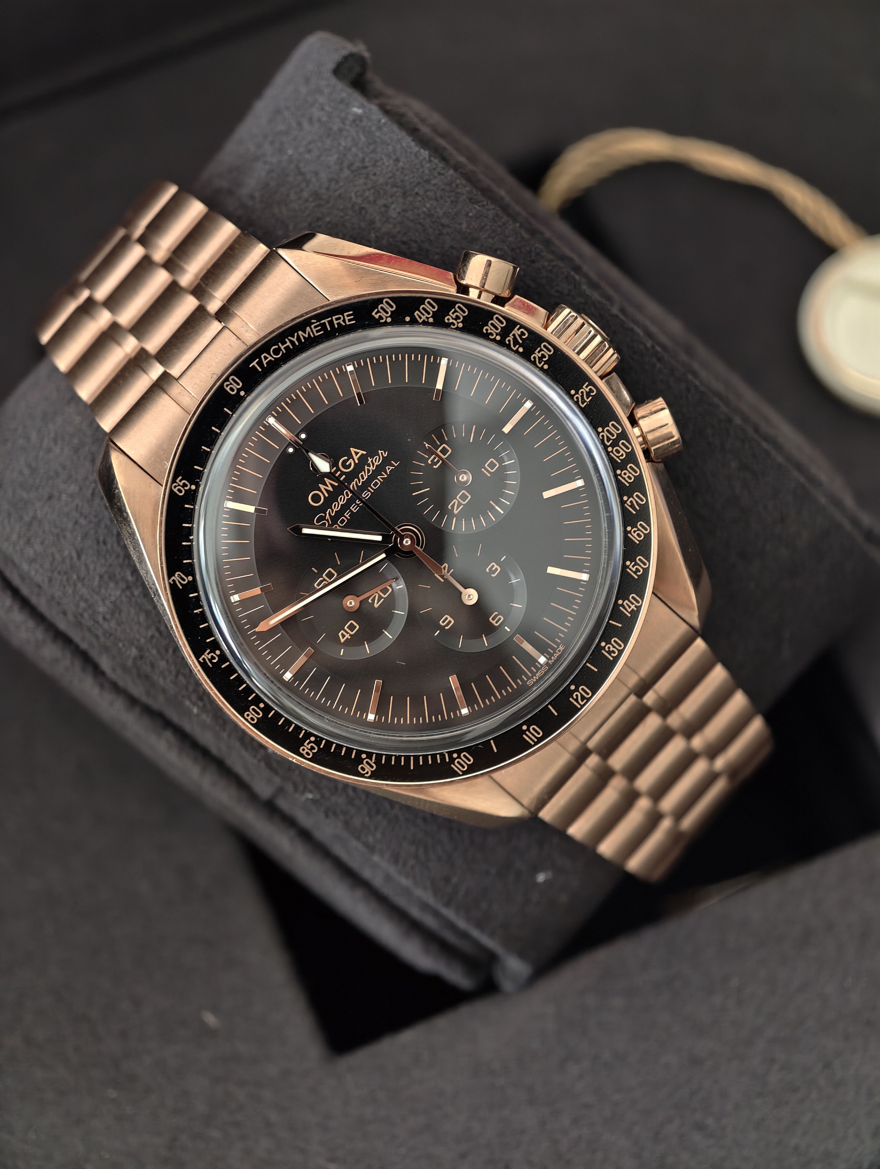Omega  Speedmaster Professional