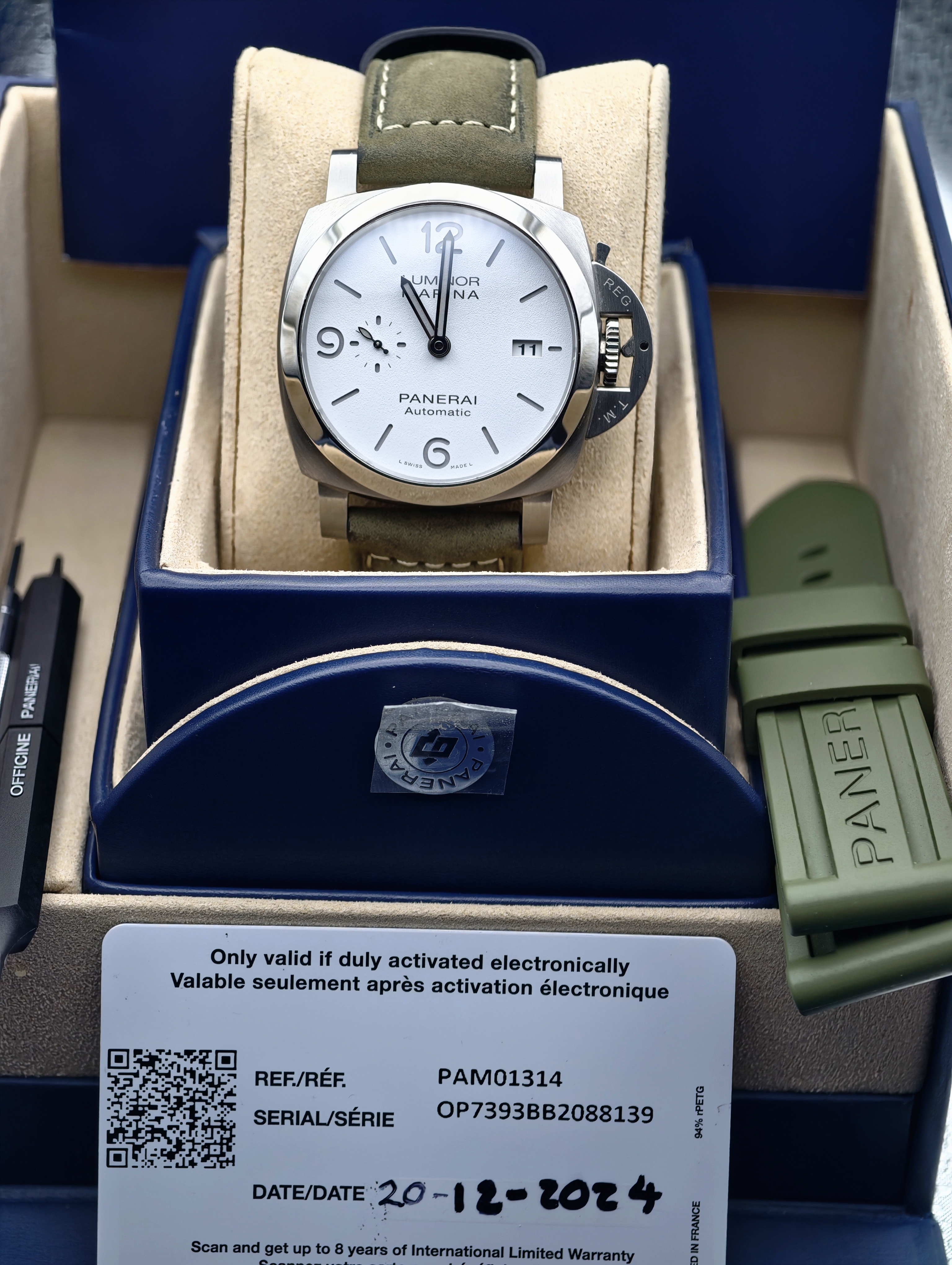 Panerai  Luminor Marina